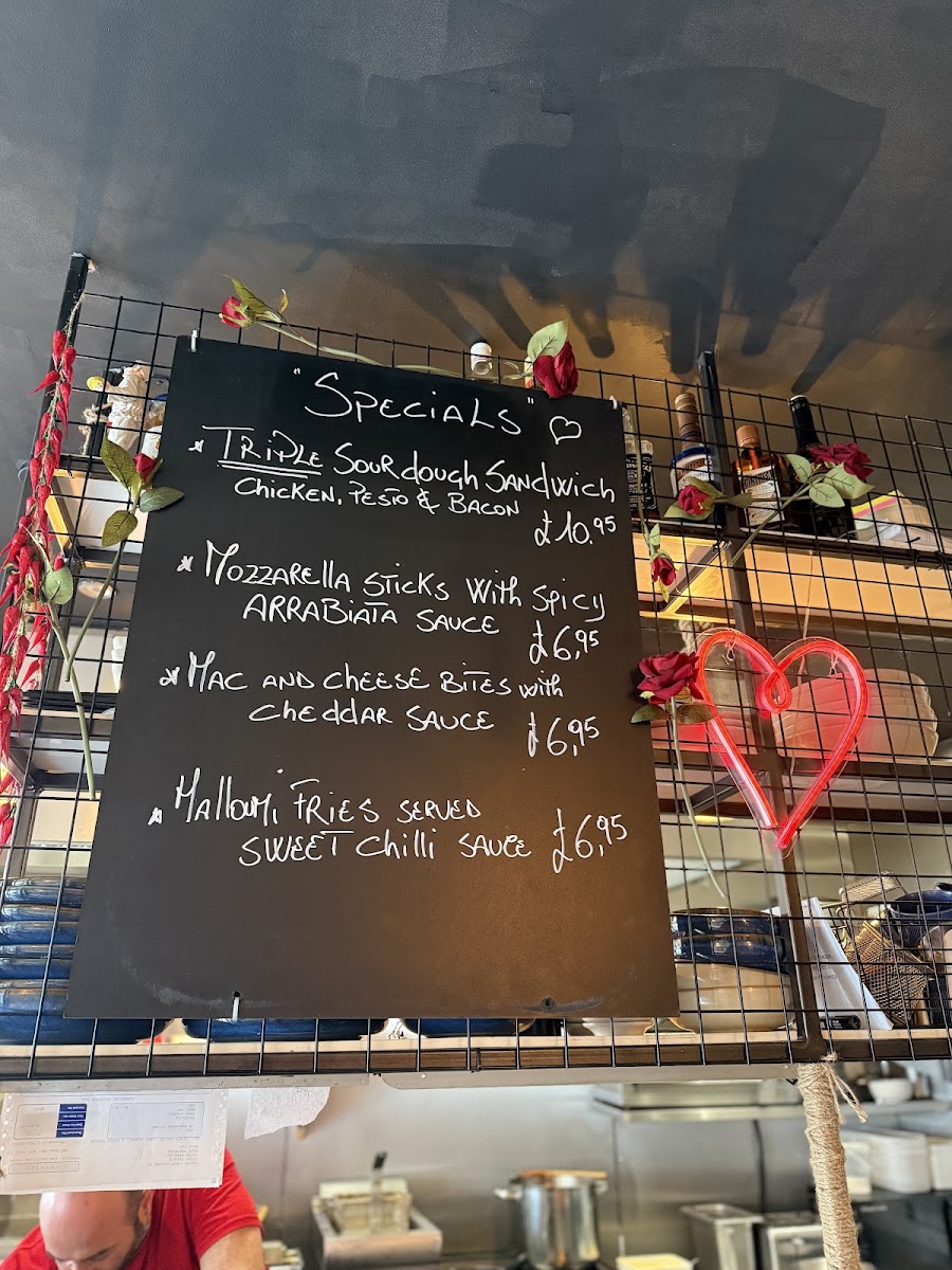 Menu Amo Cafe Bar Bistro-4